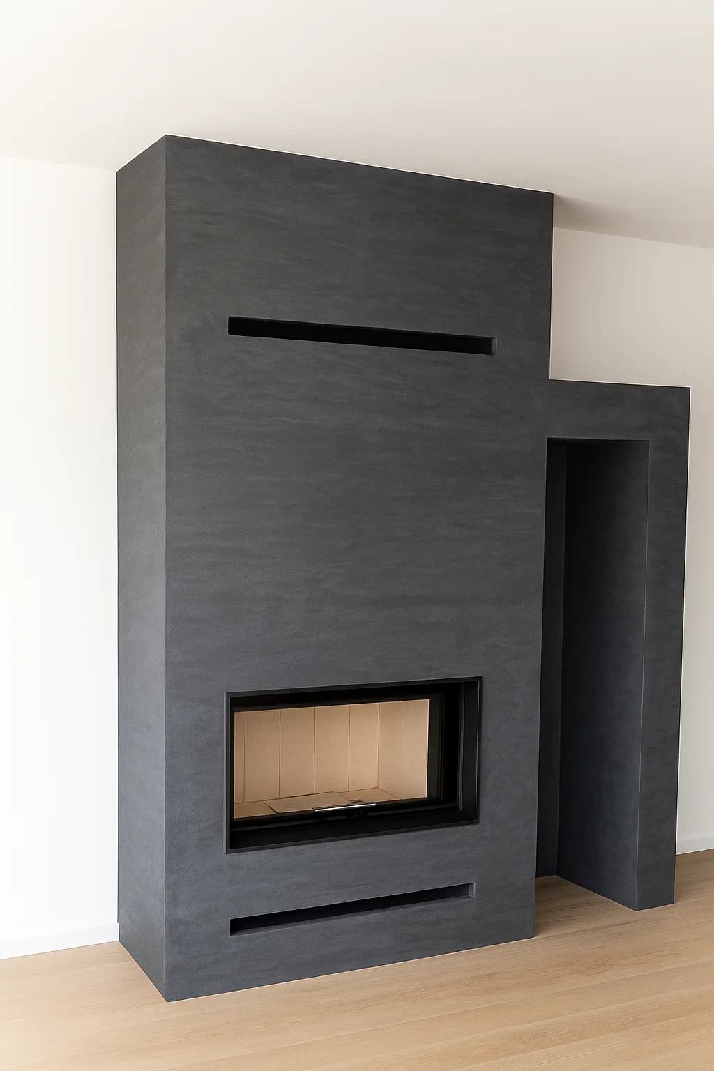 Šedá dekorativní stěrka Cadoro u krbu